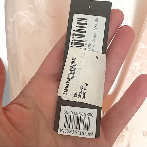 NWT Lulus Red Carpet Ready Light Rose Floral Satin Jacquard Maxi Dress Medium - Picture 11 of 16